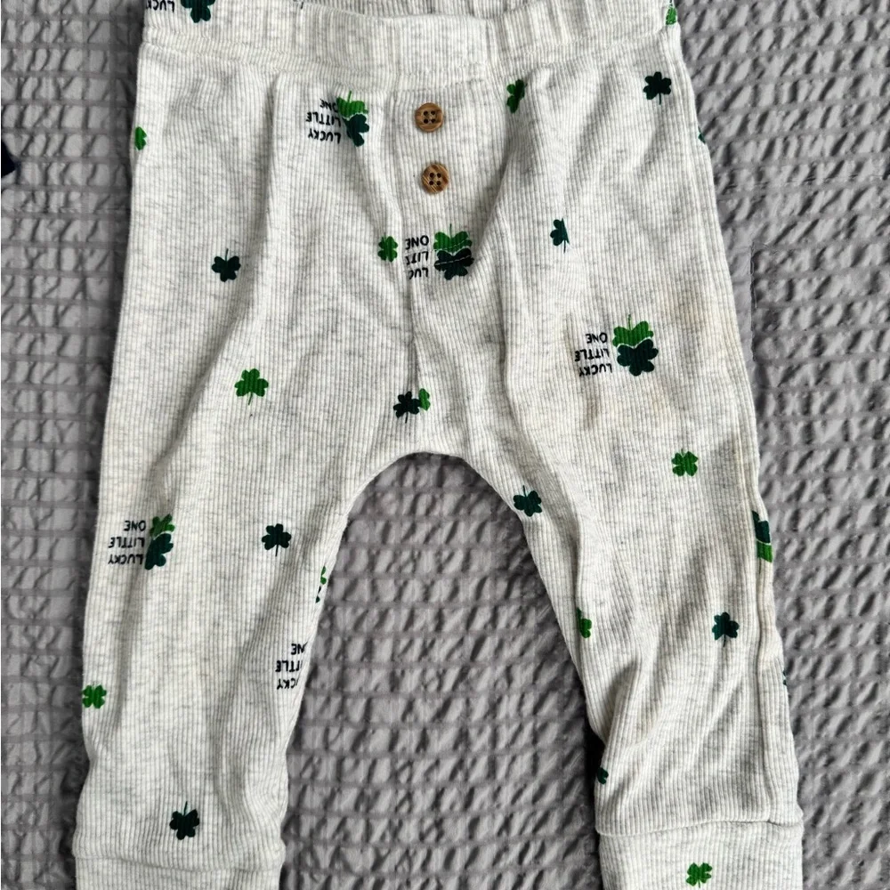 ⚠️3 Carter’s Baby Clothes⚠️
